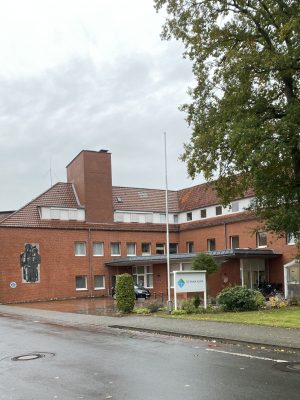 Krankenhaus-scaled.jpg Krankenhaus-scaled.jpg